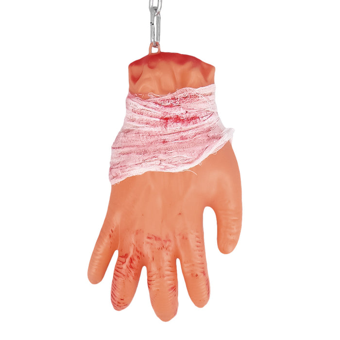 Blutige Hand an Kette
